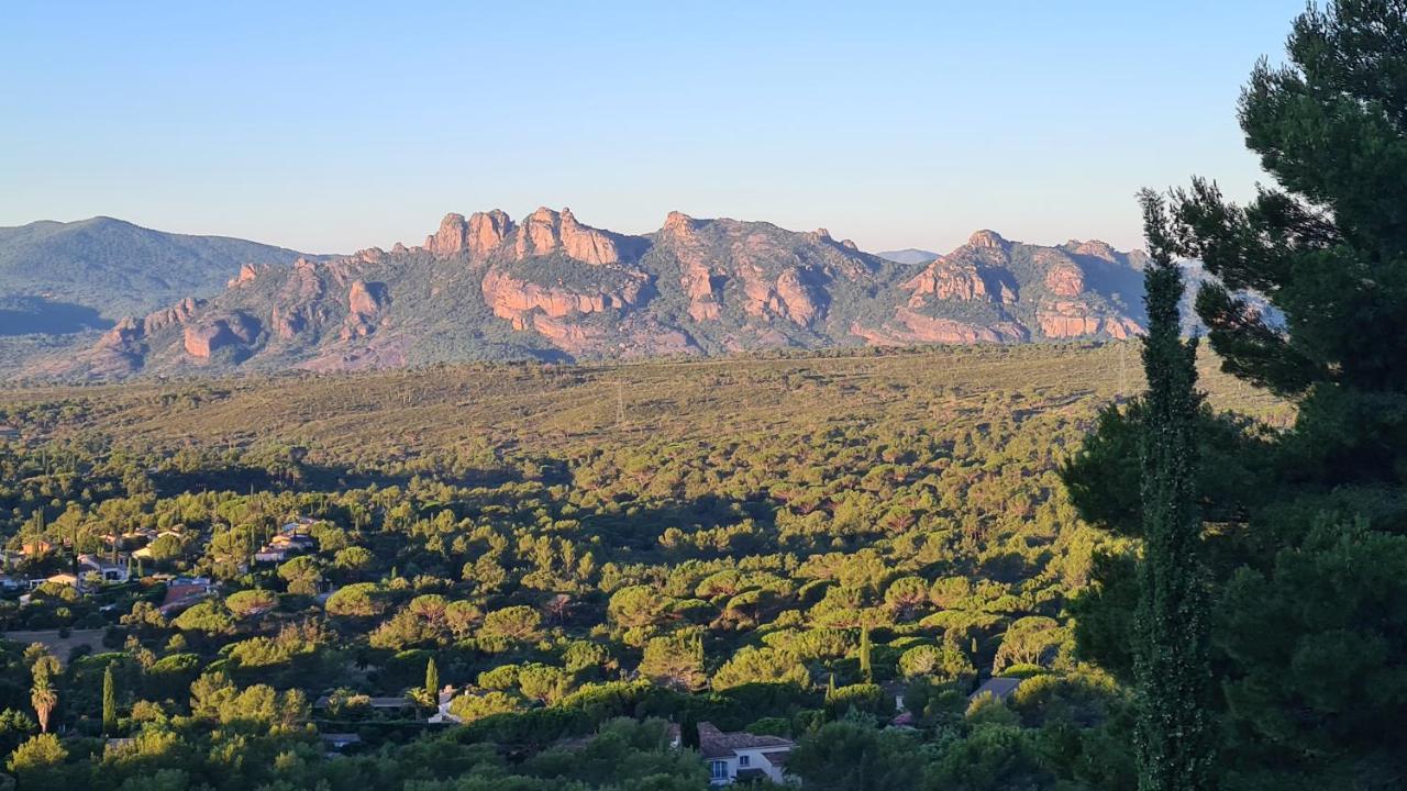 Corniche Du Paradis Roquebrune-sur Argens Dış mekan fotoğraf
