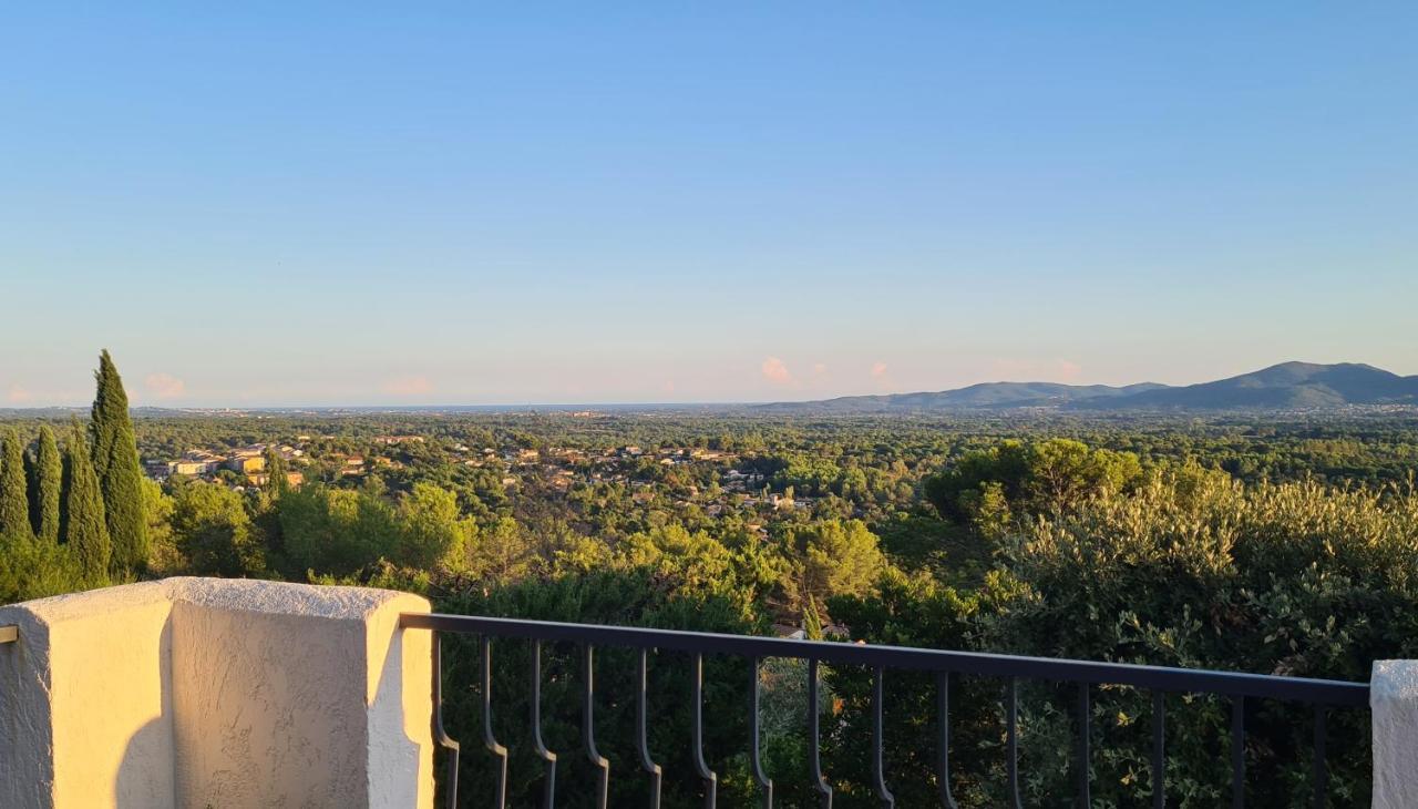 Corniche Du Paradis Roquebrune-sur Argens Dış mekan fotoğraf
